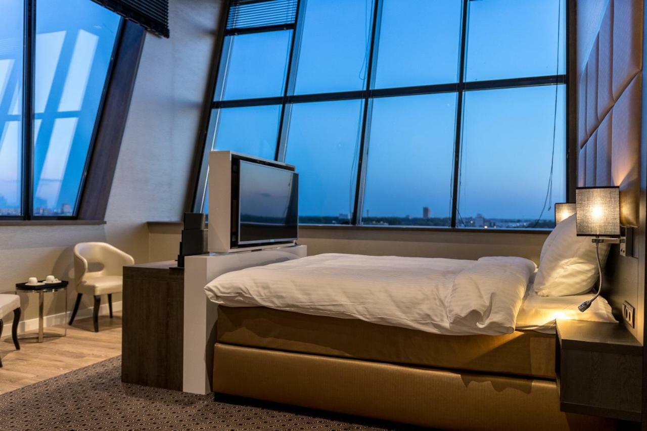 Riva - Delft 4*