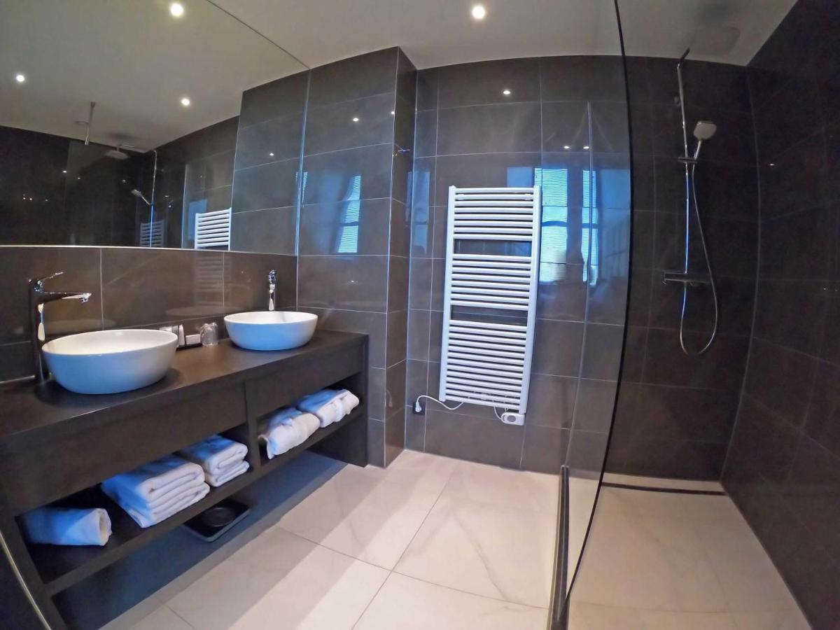 Riva - Delft 4*