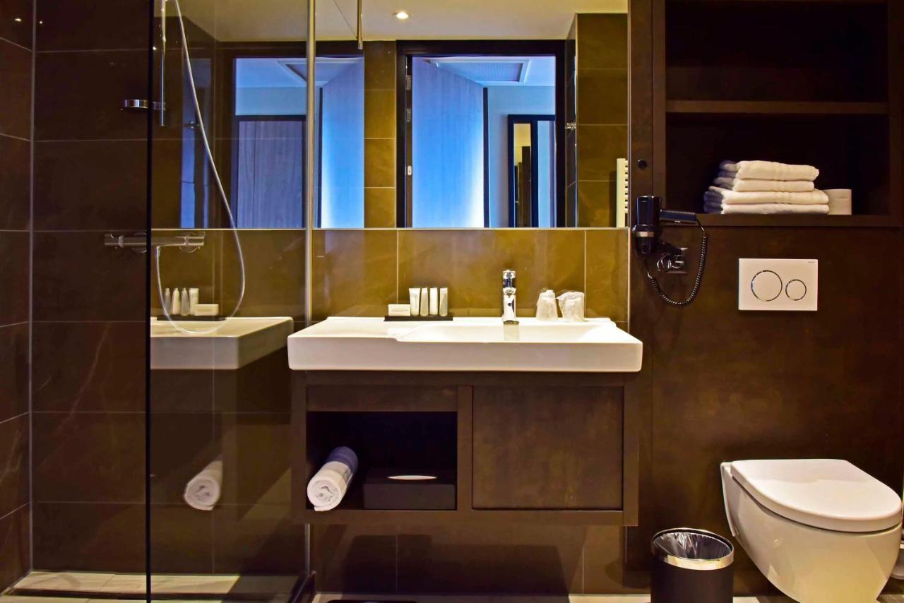 Riva - Delft 4*
